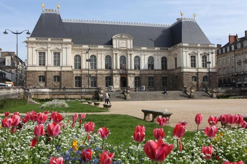 Colombe, T2 Hyper Central, 4 Personnes *