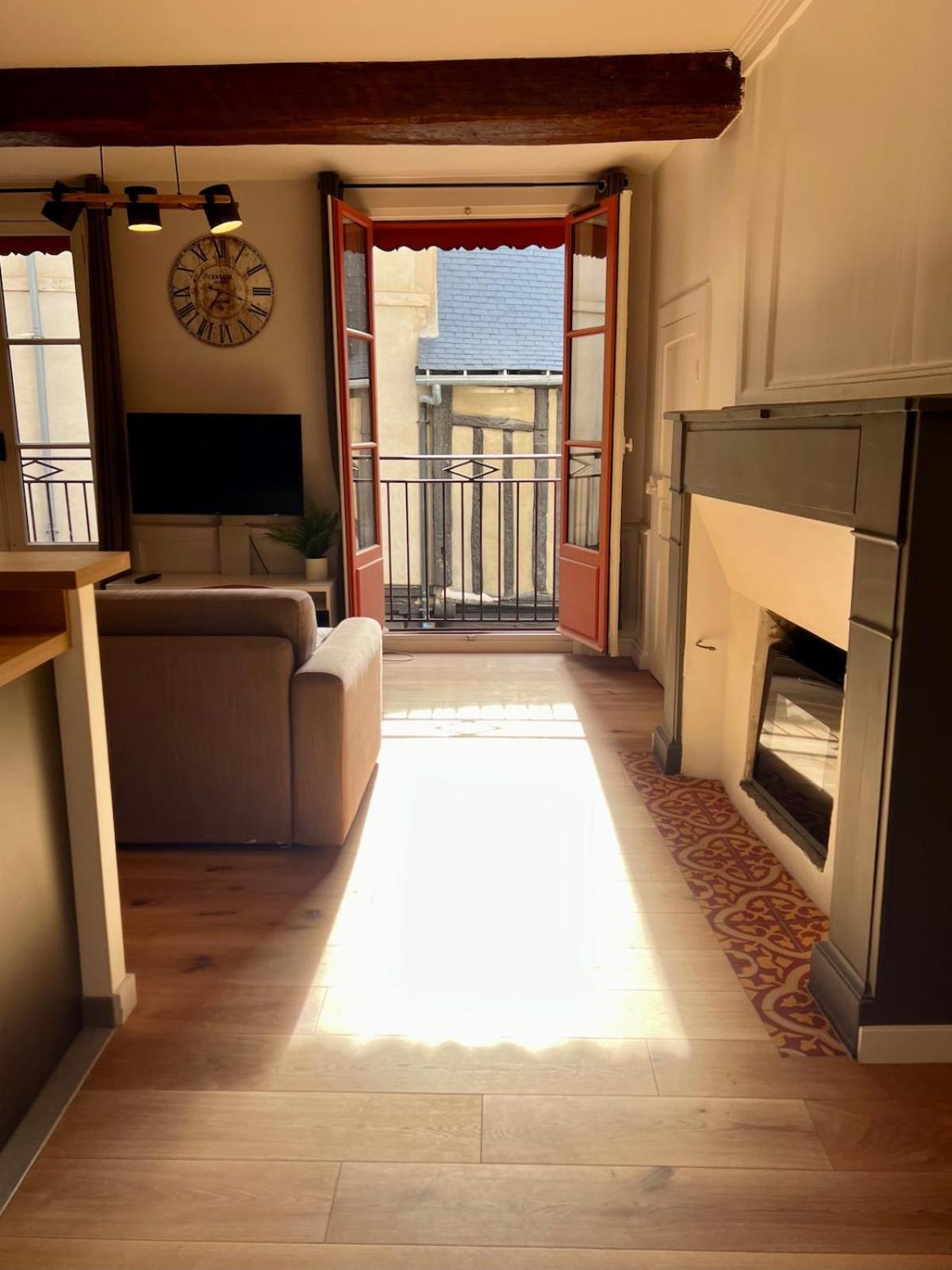 Colombe, T2 Hyper Central, 4 Personnes Appartement